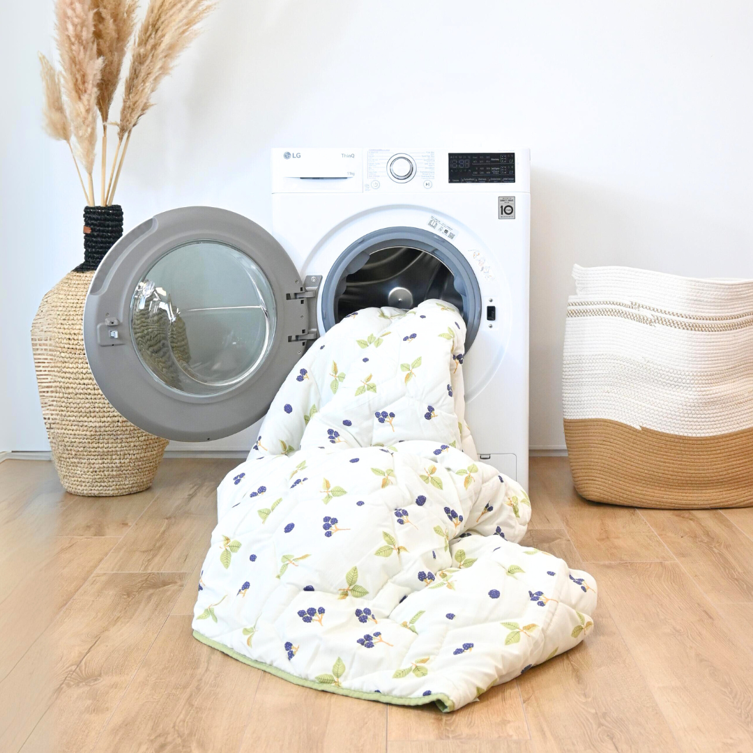 HappyDuvet Berry Leaves - Coverless Summerduvet for Warm Days