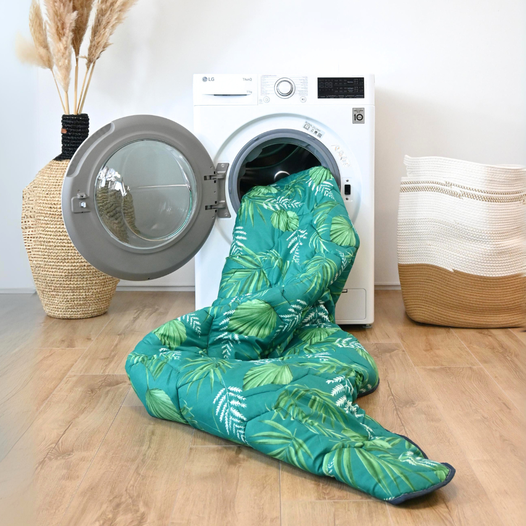 HappyDuvet Green Leaves - All season Coverless duvet