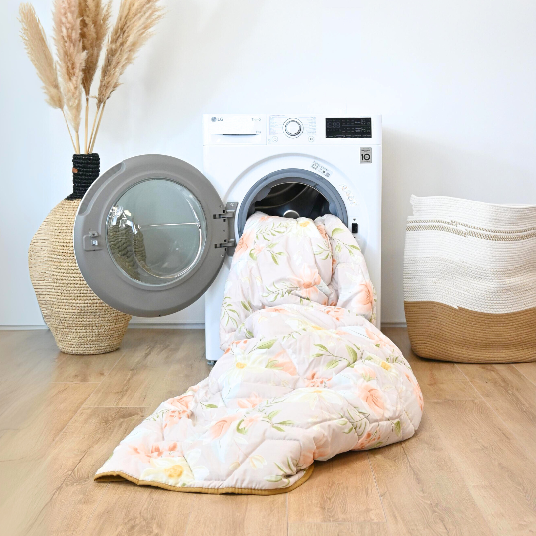 HappyDuvet Spring Flowers - Coverless Summerduvet for Warm Days