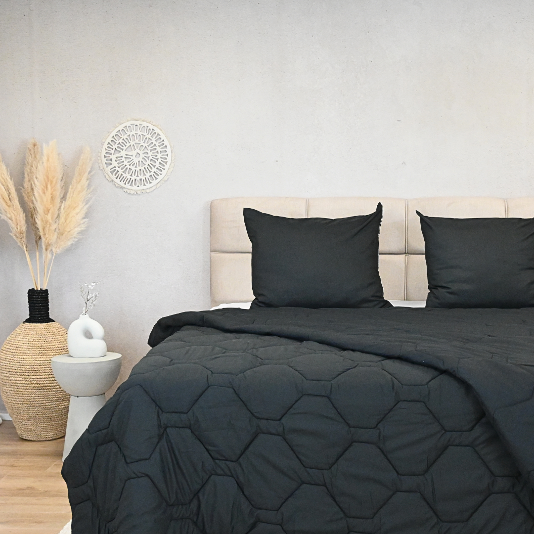 HappyDuvet Black - Adjustable 4 seasons coverless duvet