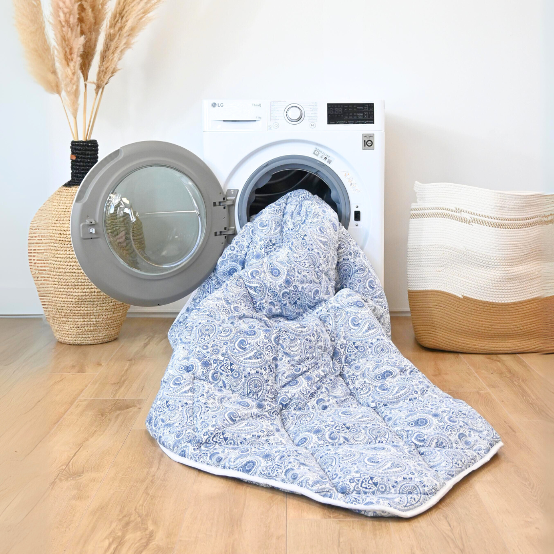 HappyDuvet Midnight Paisley - All season Coverless duvet